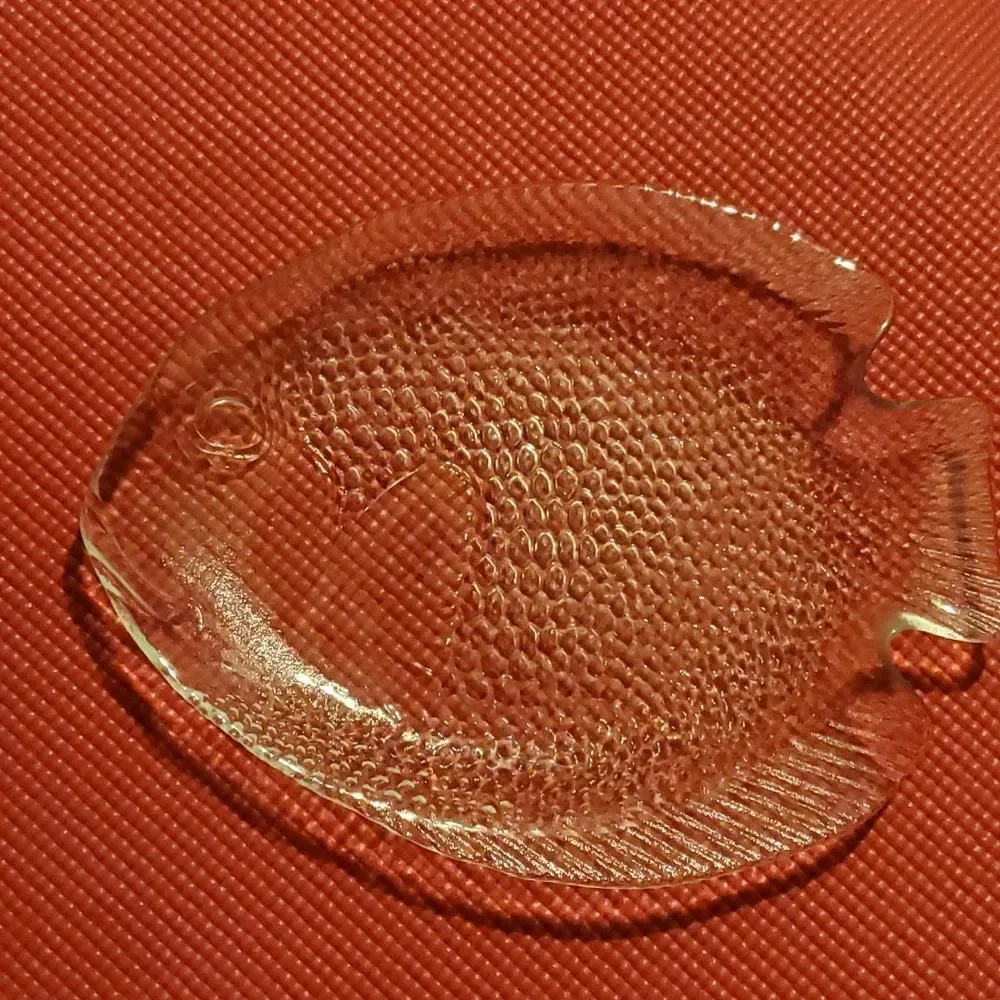 Arcoroc France Glass Fish Plates 10.5